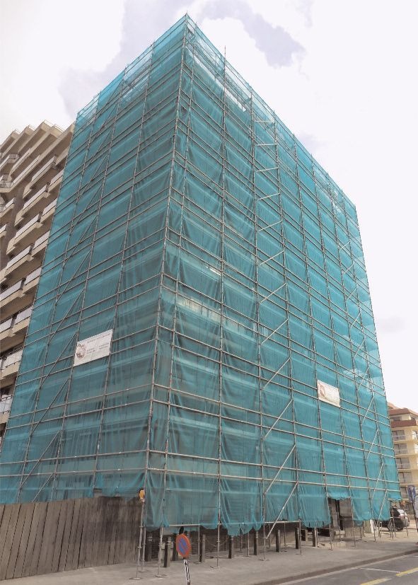 Steigernet - 75 g/m² - PE - 2,07 x 50 m - knoopsgatbanen om de 75 cm 