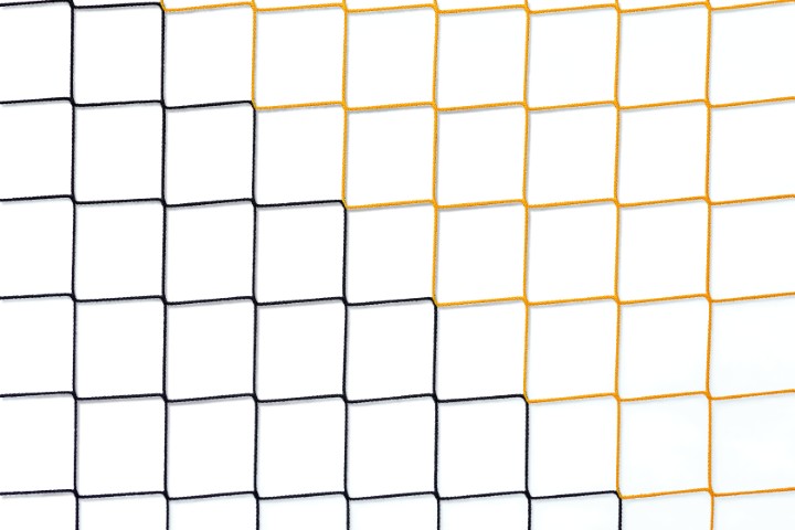 Zweifarbige Fußballtornetze - 4 mm PP - 7,50 m breit, 2,5 m hoch, Tiefe 0,80 m oben und 1,50 m unten