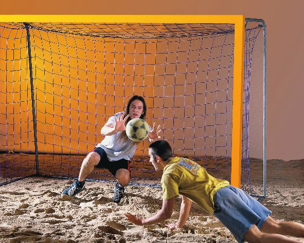 Beachsoccer Tornetze - 4 mm PP - 5.70m breit, 2.25m hoch, Tiefe 0.80m oben en 1.50m unten