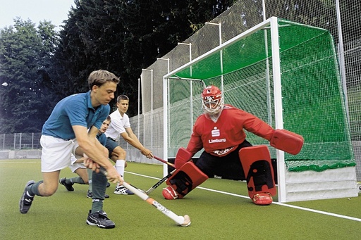 [130-01] Field hockey goal nets - 3 mm PP - mesh 4.5 cm - 3.66 m wide, 2.14 m high, depth 0.90 m above and 1.20 m below - green
