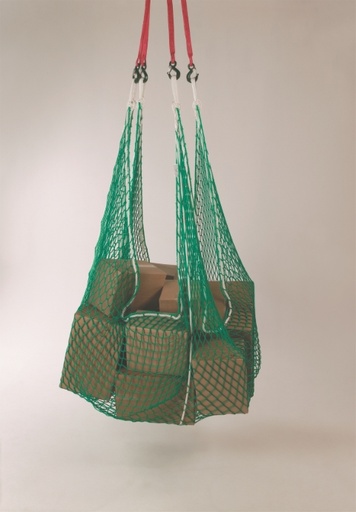 [2061B-060-01] Hijsnet - 5 mm PP - maas 6 cm - 3 m x 3 m - met 12 mm randtouw - groen - 4 lussen op de hoeken - 2 dwarstouwen verbonden met het randtouw - draagkracht 750 kg