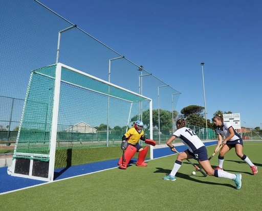 [1302-01] Feldhockey-Tornetze - 3 mm PP - Maschenweite 4,5 cm - 3,66 m breit, 1,80 m hoch, Tiefe 0,90 m oben und 1,20 m unten - grün